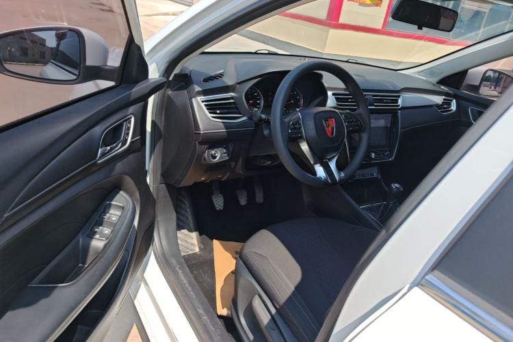 Used Roewe i5 2020 1.5L Manual 4G Connect Luxury Edition Driver Seat
