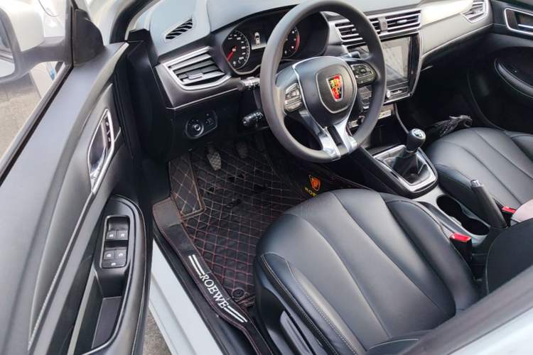 Used Roewe i5 2020 1.5L Manual 4G Connect Leehao Flagship Edition Driver Seat