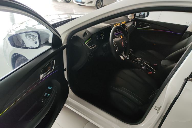 Used Roewe i5 2020 1.5L Automatic 4G Connect Luxury Flagship Edition Driver Seat