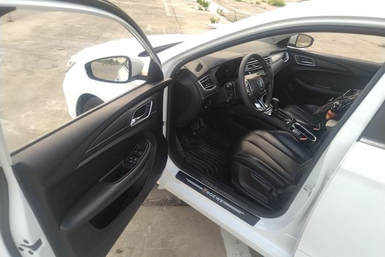 Used Roewe i5 2020 1.5L Automatic 4G Connect Luxury Flagship Edition Driver Seat