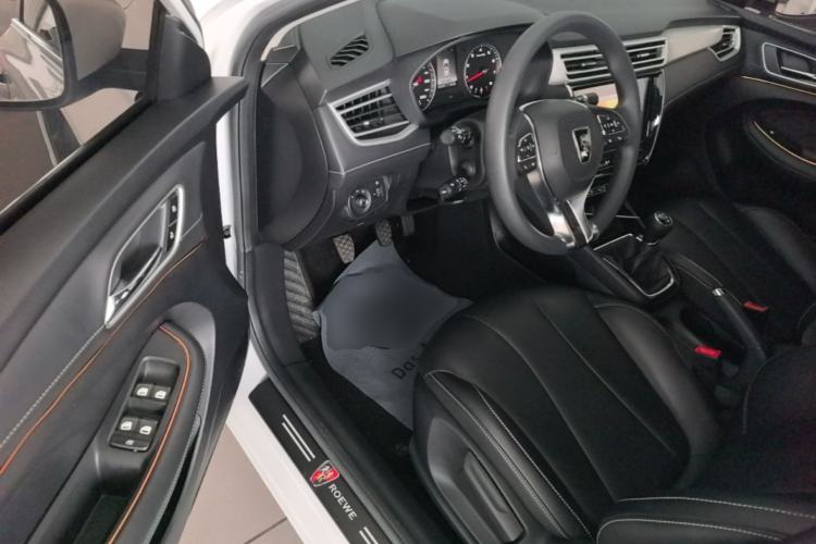 Used Roewe i5 2020 1.5L Manual 4G Connect Leehao Flagship Edition Driver Seat