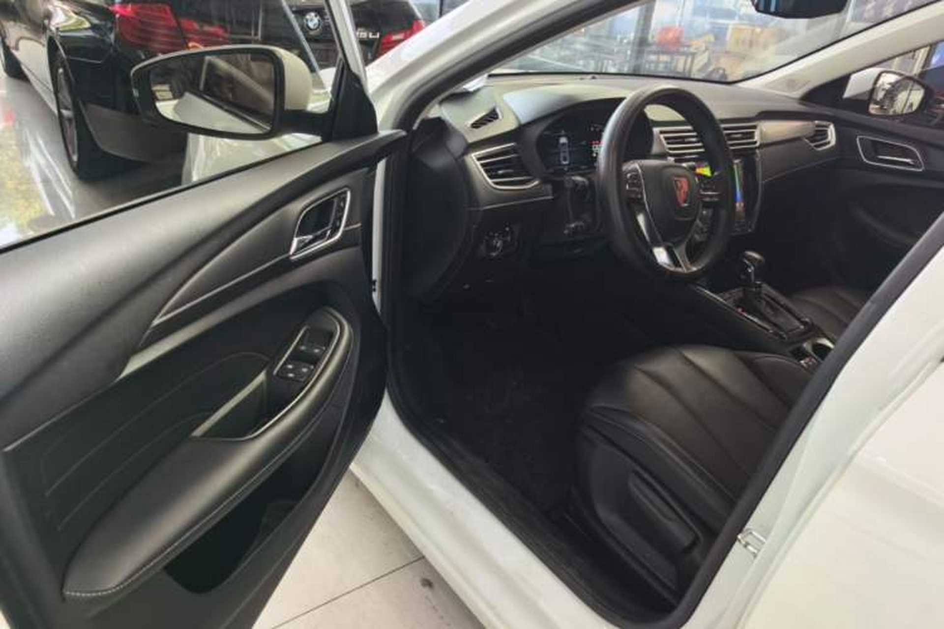 Used Roewe i5 2020 1.5L Automatic 4G Connect Luxury Flagship Edition Driver Seat
