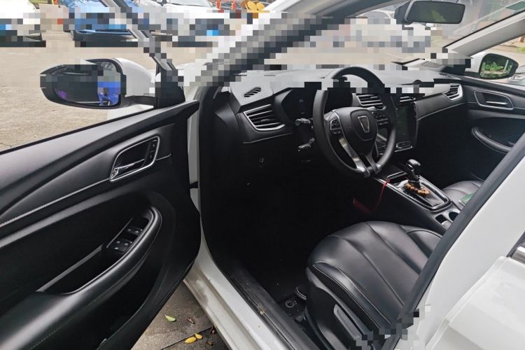 Used Roewe i5 2020 1.5L Automatic 4G Connect Luxury Flagship Edition Driver Seat