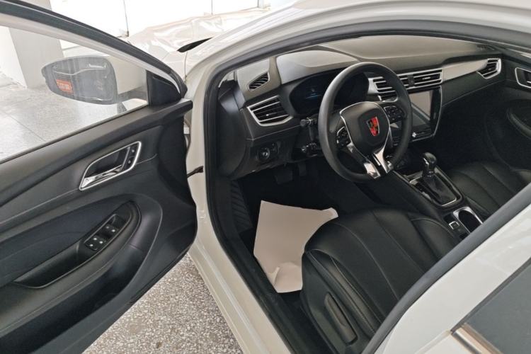 Used Roewe i5 2020 1.5L Automatic 4G Connect Luxury Flagship Edition Driver Seat