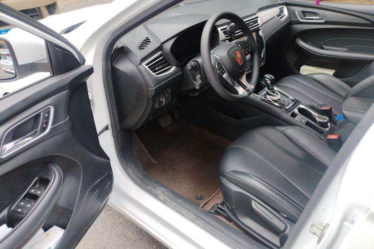 Used Roewe i5 2020 1.5L Automatic 4G Connect Luxury Flagship Edition Driver Seat