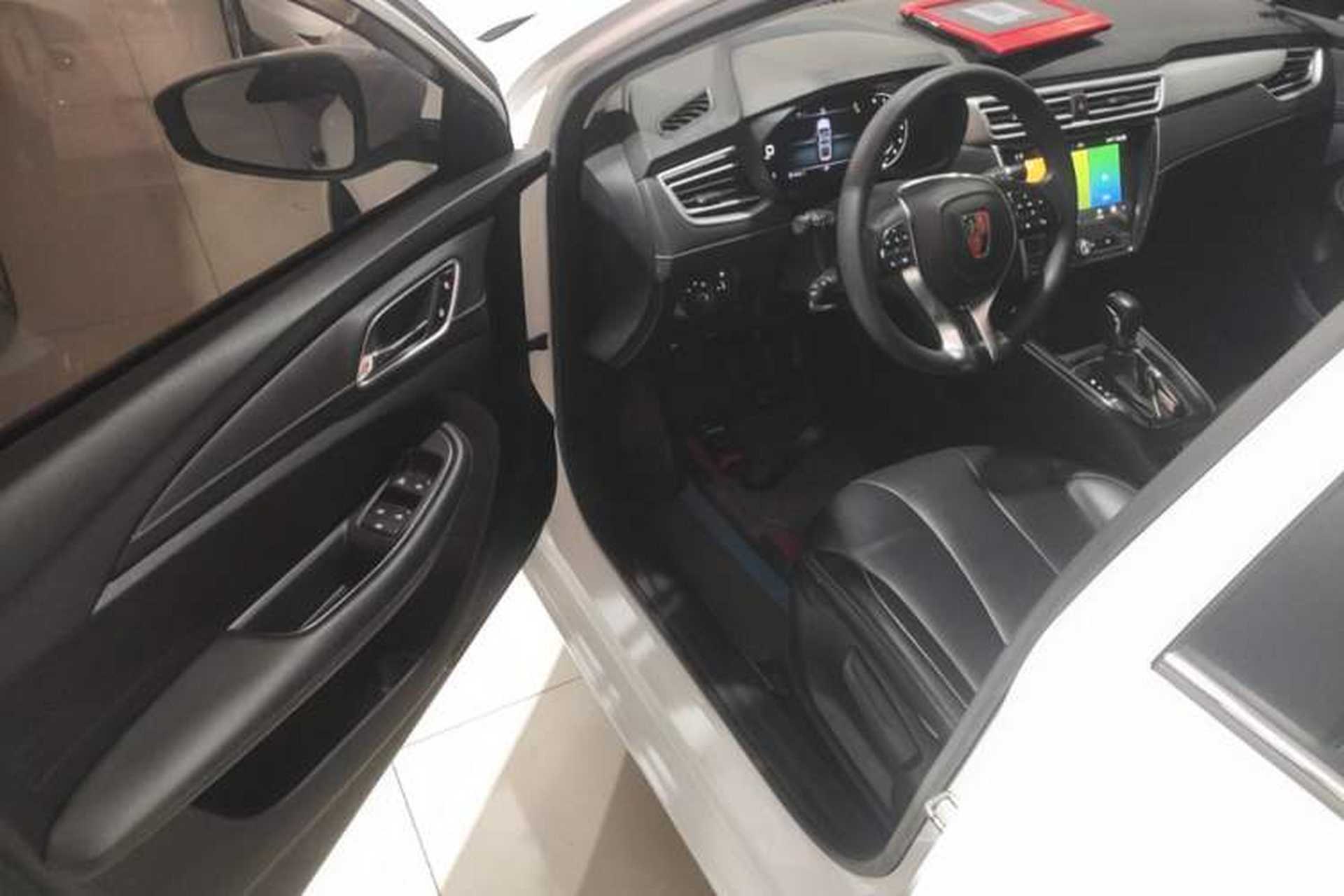Used Roewe i5 2020 1.5L Automatic 4G Connect Luxury Flagship Edition Driver Seat