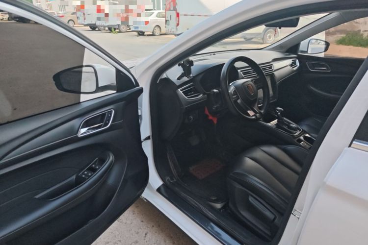 Used Roewe i5 2020 1.5L Automatic 4G Connect Luxury Flagship Edition Driver Seat