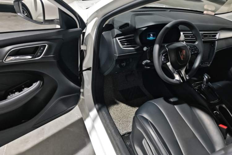 Used Roewe i5 2020 1.5L Automatic 4G Connect Luxury Flagship Edition Driver Seat