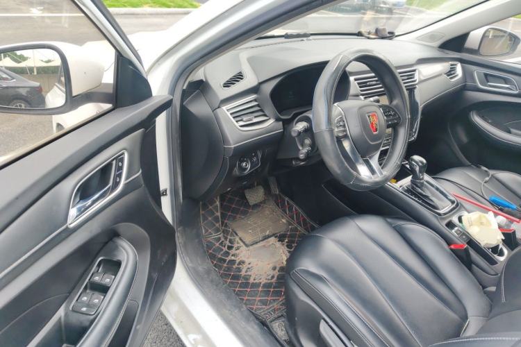 Used Roewe i5 2020 1.5L Automatic 4G Connect Luxury Flagship Edition Driver Seat