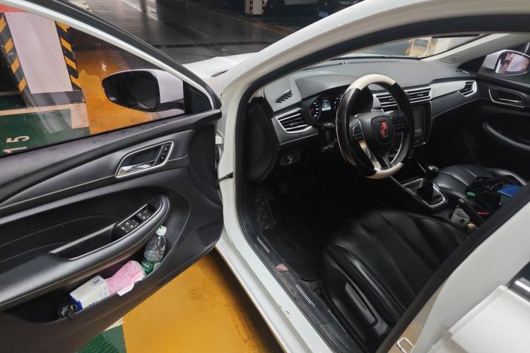 Used Roewe i5 2020 1.5L Manual 4G Connect Leehao Flagship Edition Driver Seat