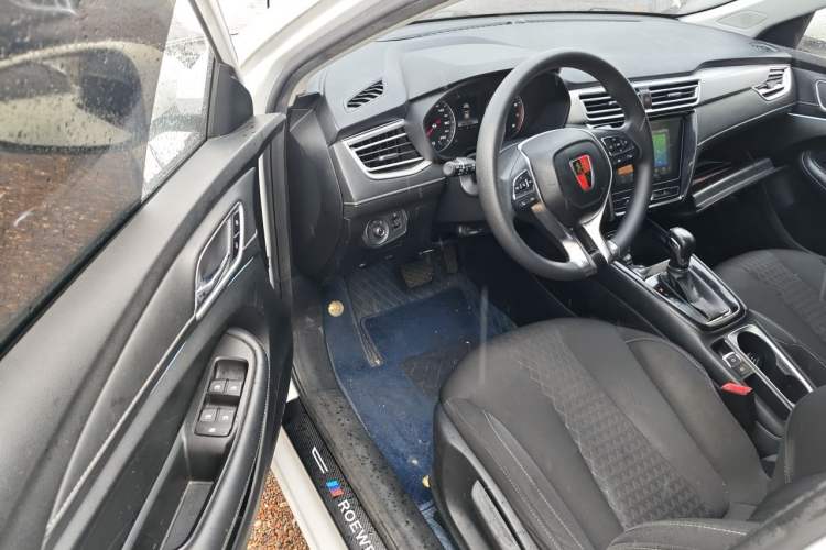 Used Roewe i5 2020 1.5L Automatic 4G Connected Linghao Edition Driver Seat