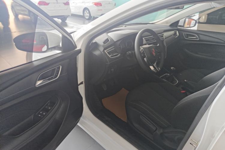 Used Roewe i5 2020 1.5L Manual 4G Connect Luxury Edition Driver Seat