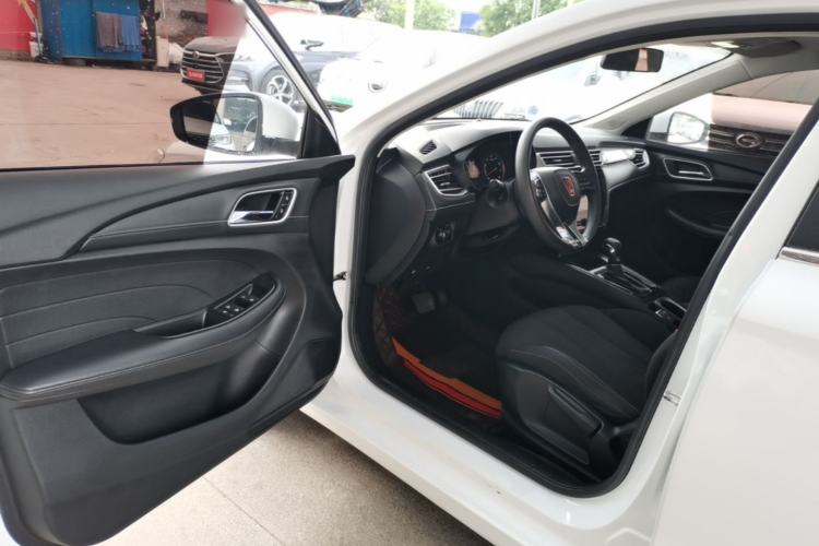 Used Roewe i5 2020 1.5L Automatic 4G Connected Linghao Edition Driver Seat