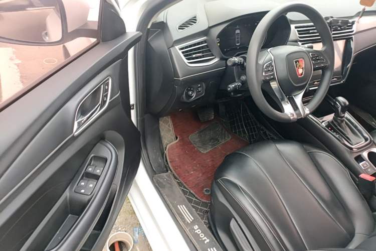 Used Roewe i5 2020 1.5L Automatic 4G Connect Luxury Flagship Edition Driver Seat