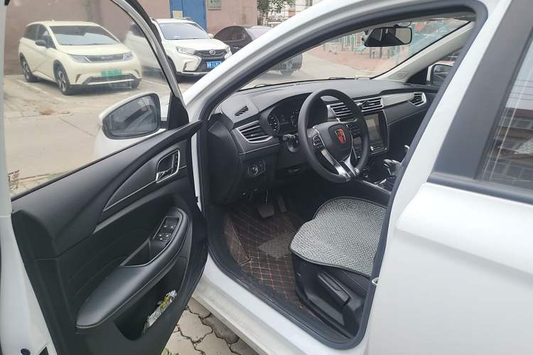 Used Roewe i5 2020 1.5L Automatic 4G Connected Linghao Edition Driver Seat