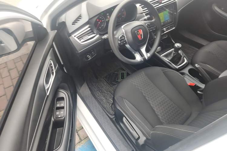 Used Roewe i5 2020 1.5L Manual 4G Connect Luxury Edition Driver Seat