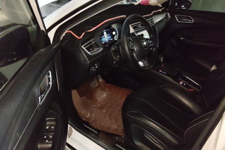 Used Roewe i5 2020 1.5L Automatic 4G Connect Luxury Flagship Edition Driver Seat