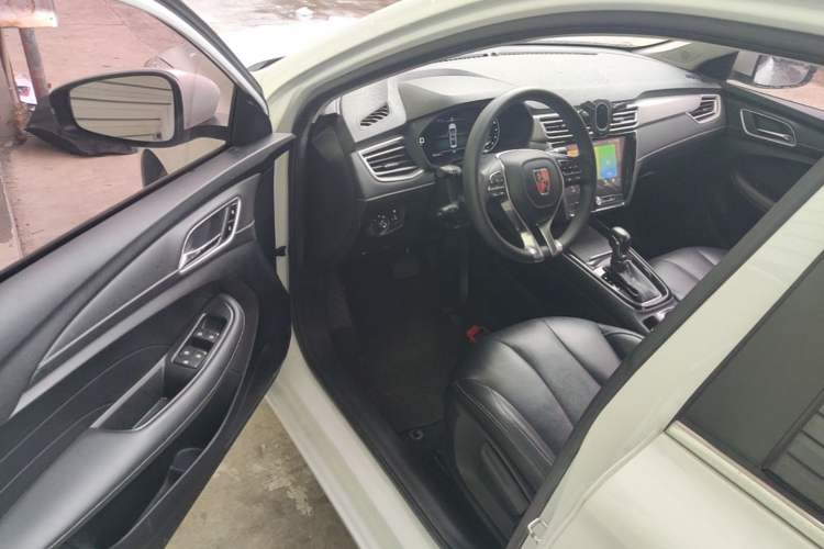 Used Roewe i5 2020 1.5L Automatic 4G Connect Luxury Flagship Edition Driver Seat