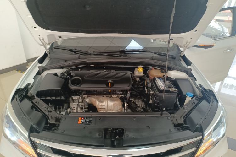 Used Roewe i5 2020 1.5L Automatic 4G Connect Luxury Flagship Edition Engine Bay
