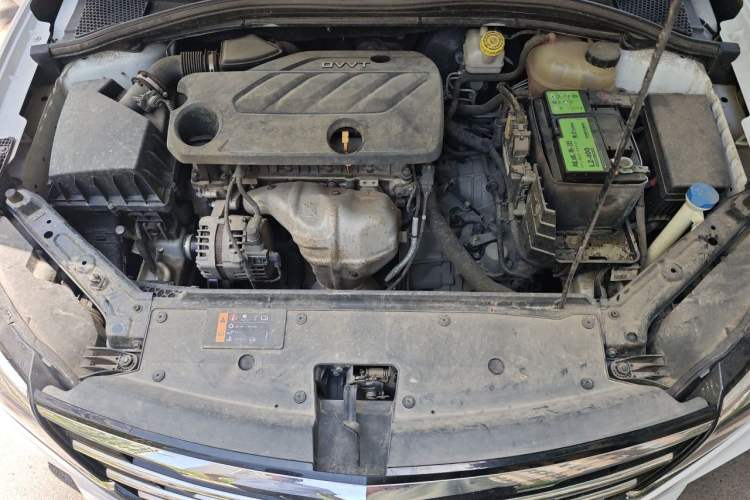 Used Roewe i5 2020 1.5L Automatic 4G Connect Luxury Flagship Edition Engine Bay