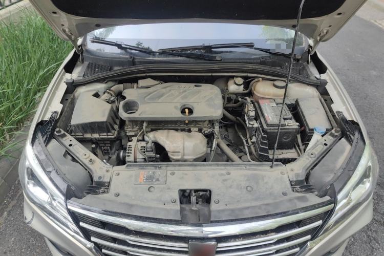 Used Roewe i5 2020 1.5L Automatic 4G Connect Luxury Flagship Edition Engine Bay