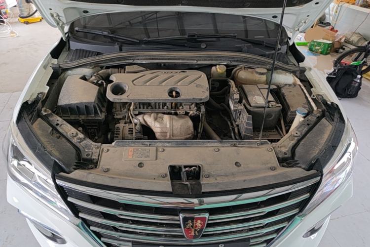 Used Roewe i5 2020 1.5L Automatic 4G Connect Luxury Flagship Edition Engine Bay