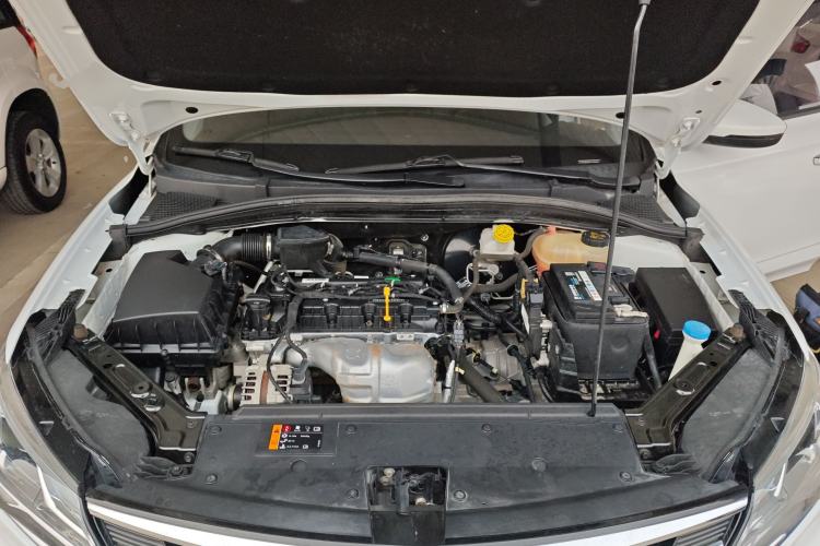 Used Roewe i5 2020 1.5L Automatic 4G Connected Linghao Edition Engine Bay