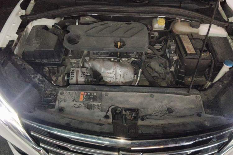 Used Roewe i5 2020 1.5L Automatic 4G Connect Luxury Flagship Edition Engine Bay