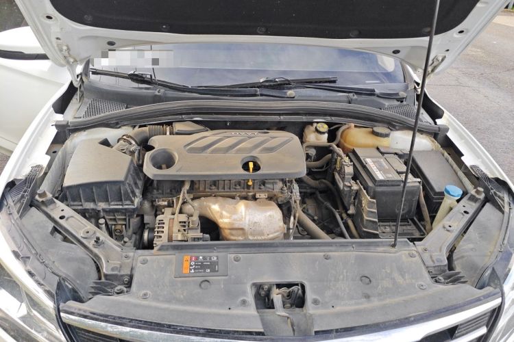 Used Roewe i5 2020 1.5L Automatic 4G Connected Linghao Edition Engine Bay