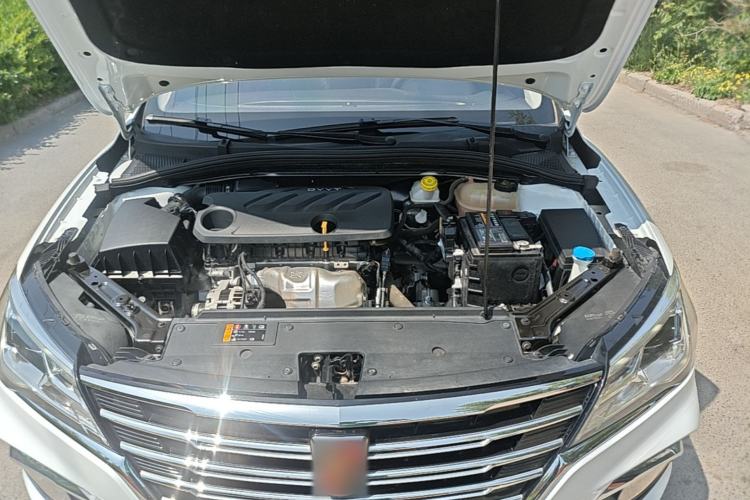 Used Roewe i5 2020 1.5L Manual 4G Connect Leehao Flagship Edition Engine Bay