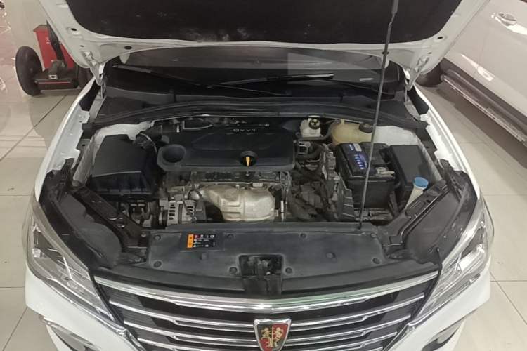 Used Roewe i5 2020 1.5L Automatic 4G Connect Luxury Flagship Edition Engine Bay