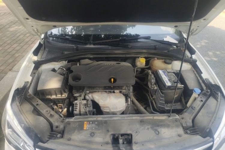 Used Roewe i5 2020 1.5L Automatic 4G Connect Luxury Flagship Edition Engine Bay