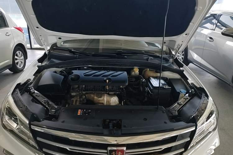 Used Roewe i5 2020 1.5L Automatic 4G Connect Luxury Flagship Edition Engine Bay
