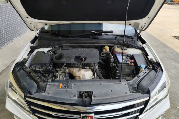 Used Roewe i5 2020 1.5L Automatic 4G Connected Leading Intelligent Driving Edition Engine Bay