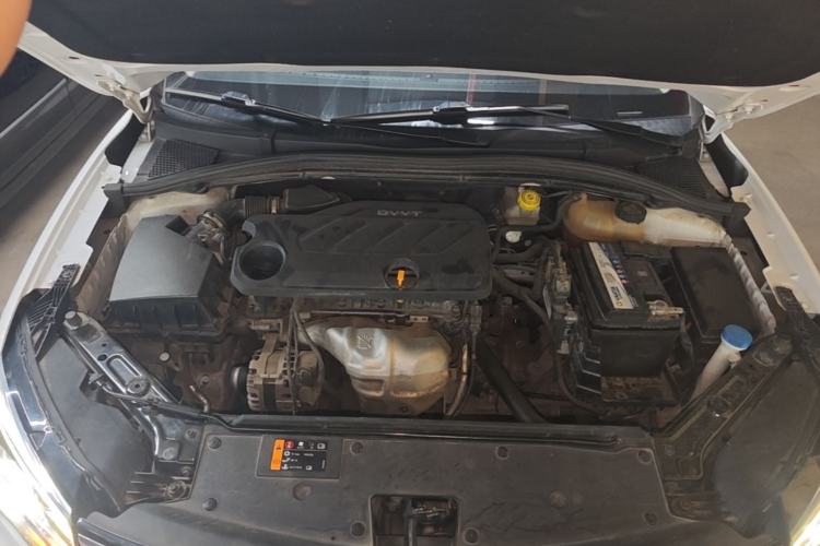 Used Roewe i5 2020 1.5L Manual 4G Connect Leehao Flagship Edition Engine Bay
