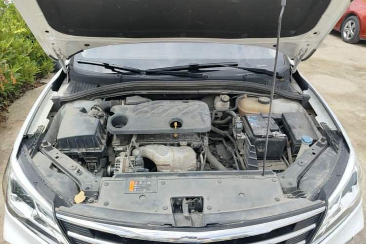 Used Roewe i5 2020 1.5L Automatic 4G Connect Luxury Flagship Edition Engine Bay