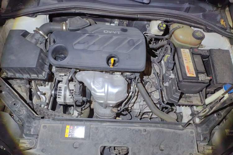 Used Roewe i5 2020 1.5L Automatic 4G Connect Luxury Flagship Edition Engine Bay