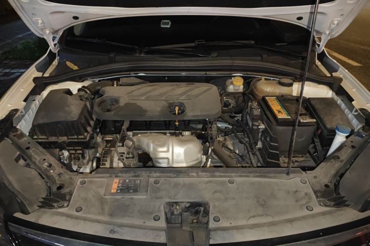 Used Roewe i5 2020 1.5L Automatic 4G Connect Luxury Flagship Edition Engine Bay