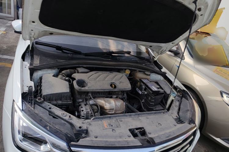 Used Roewe i5 2020 1.5L Manual 4G Connect Leehao Flagship Edition Engine Bay