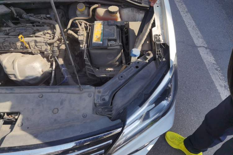 Used Roewe i5 2020 1.5L Manual 4G Connect Luxury Edition Engine Bay Left