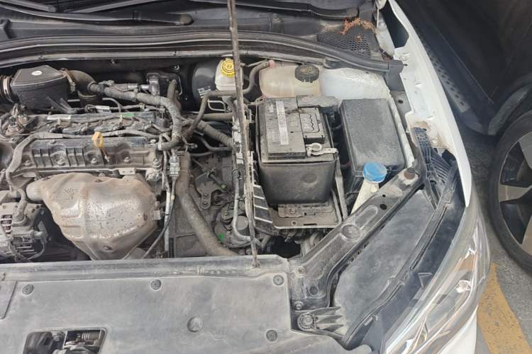 Used Roewe i5 2020 1.5L Automatic 4G Connected Linghao Edition Engine Bay Left