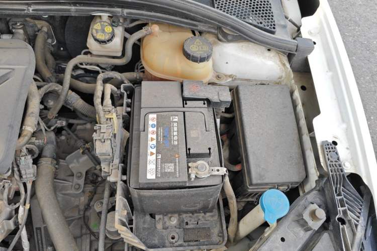 Used Roewe i5 2020 1.5L Automatic 4G Connected Linghao Edition Engine Bay Left