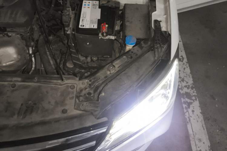 Used Roewe i5 2020 1.5L Automatic 4G Connect Luxury Flagship Edition Engine Bay Left