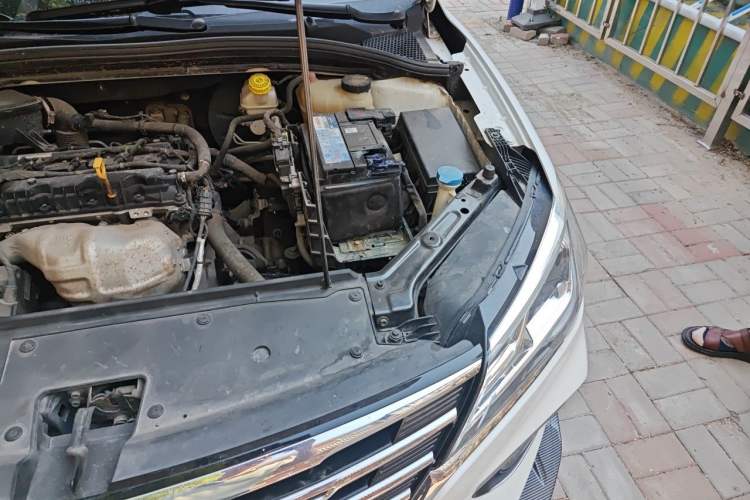 Used Roewe i5 2020 1.5L Manual 4G Connect Luxury Edition Engine Bay Left