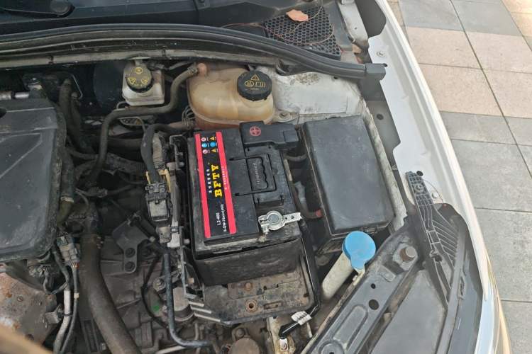 Used Roewe i5 2020 1.5L Automatic 4G Connect Luxury Flagship Edition Engine Bay Left