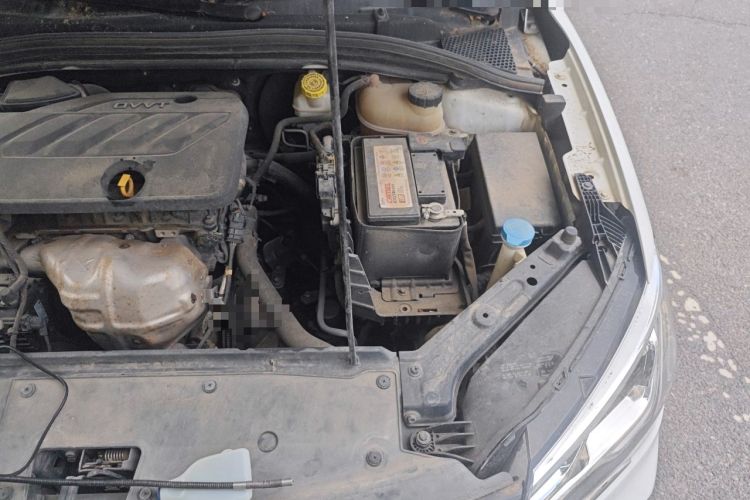 Used Roewe i5 2020 1.5L Automatic 4G Connect Luxury Flagship Edition Engine Bay Left