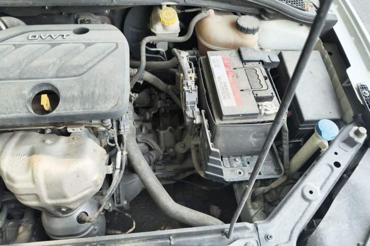 Used Roewe i5 2020 1.5L Manual 4G Connect Leehao Flagship Edition Engine Bay Left