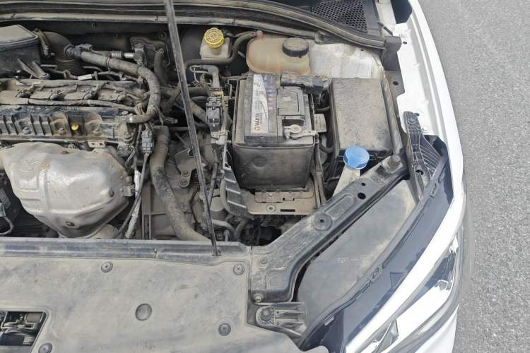 Used Roewe i5 2020 1.5L Automatic 4G Connected Linghao Edition Engine Bay Left