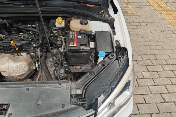 Used Roewe i5 2020 1.5L Automatic 4G Connected Linghao Edition Engine Bay Left