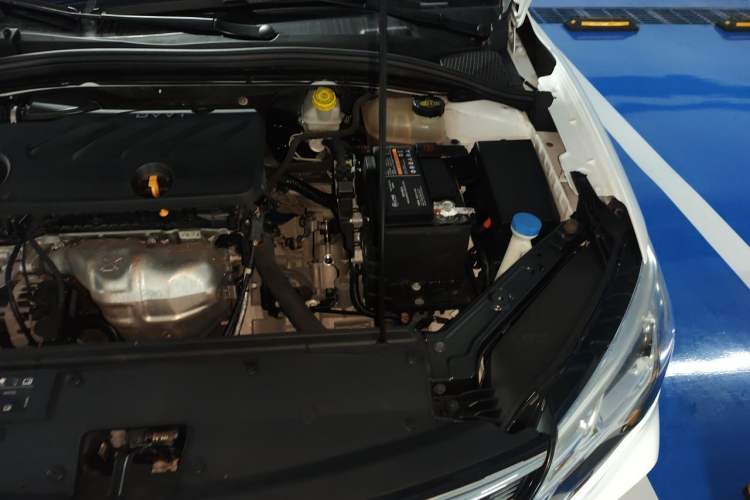 Used Roewe i5 2020 1.5L Manual 4G Connect Leehao Flagship Edition Engine Bay Left